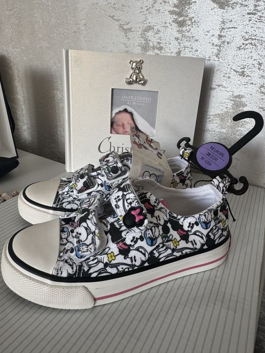 Кеди кроси кросівки