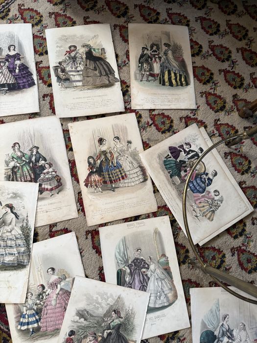 Старинные цветные гравюры . Гравюры мода . Мода.