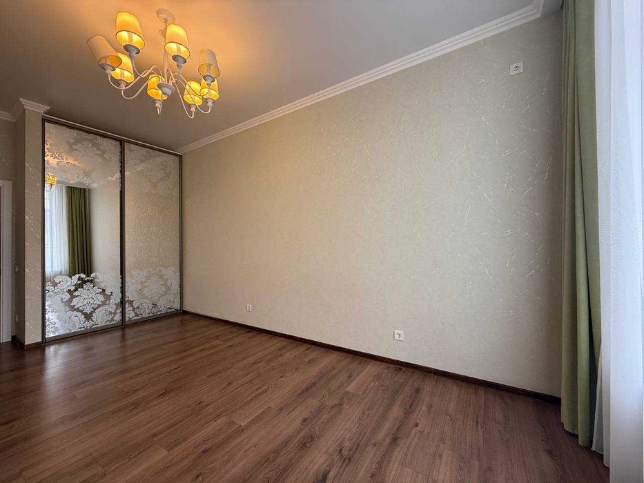 Продажа одноэтажного дома в Совиньоне — 115 м², 3 спальни, 3.2-сотки.