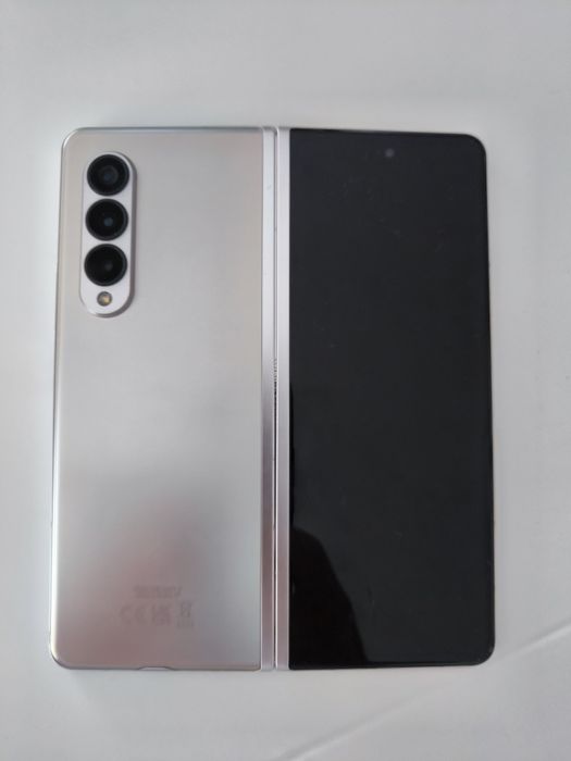 Samsung Galaxy ZFold 3