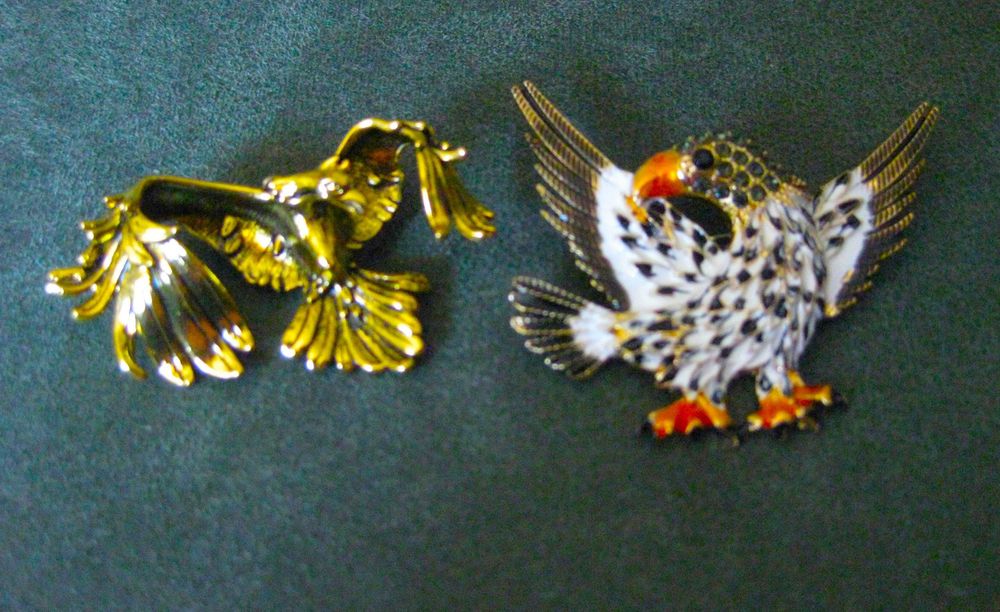 Alfinete / Broche / Pregadeira Aguia Dourada NOVO