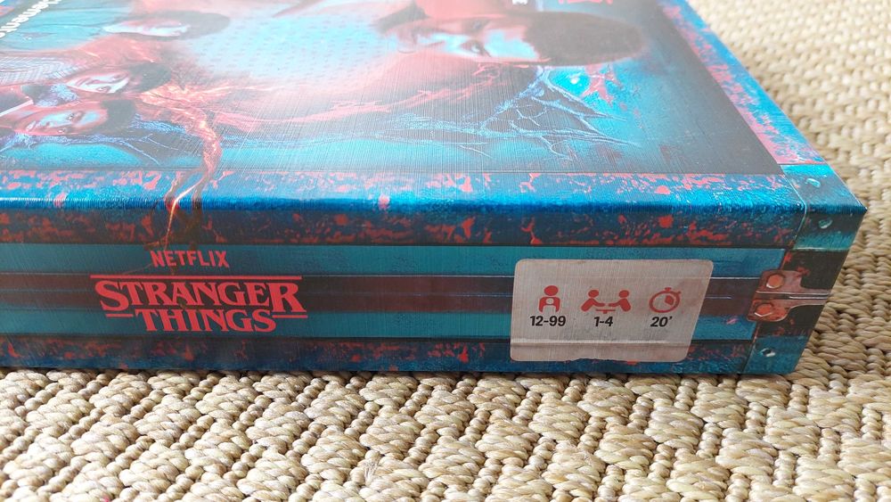 Jogo de tabuleiro Stranger Things como novo