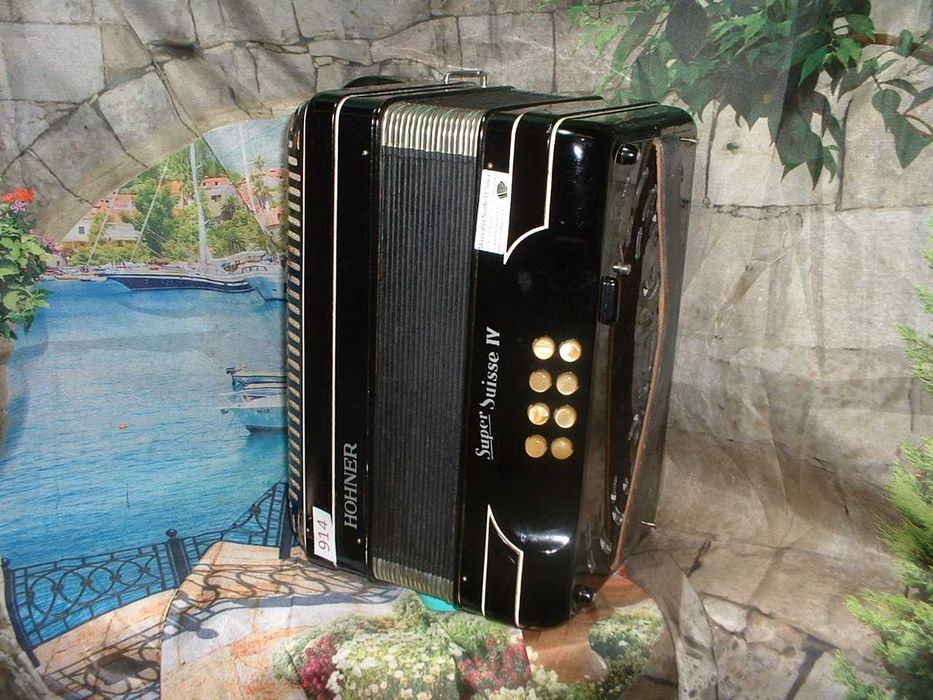 Concertina para venda N, 914