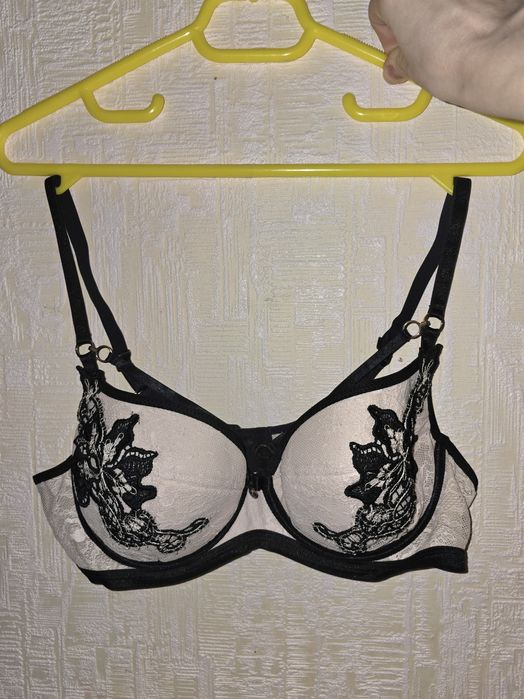 Продам бюстгальтер