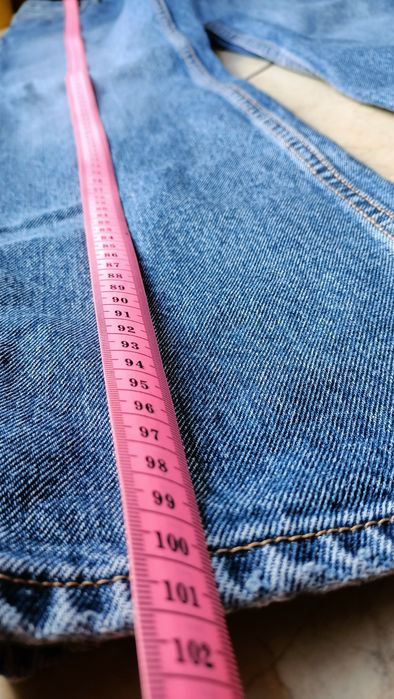 Niebieskie spodnie jeansowe ZARA rozm. 38