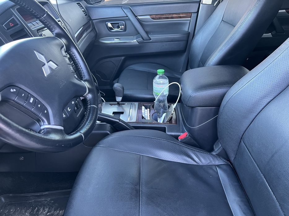 Mitsubishi Pajero wagon3.2 DIDт