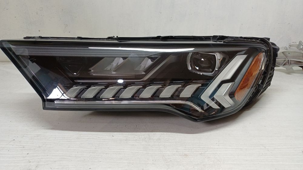 Фара Audi Q7 4m США USA matrix full led левая матричная