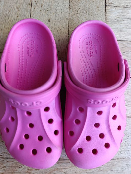 Crocs Oryginalne klapki w kolorze różowym Rozmiar c11