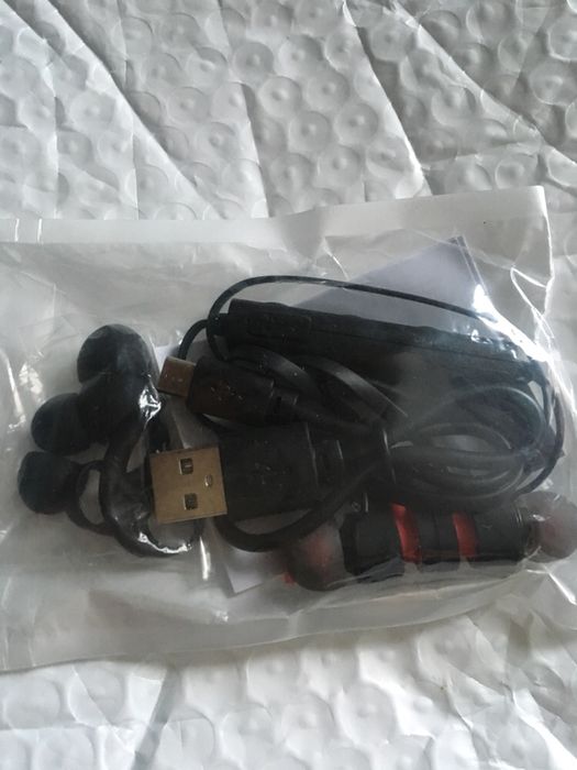 Навушники блютуз