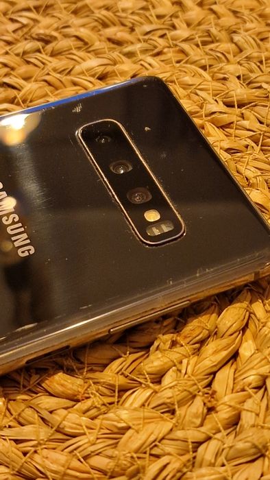 Samsung Galaxy S10 + plus 8GB/128GB / Uszkodzony /