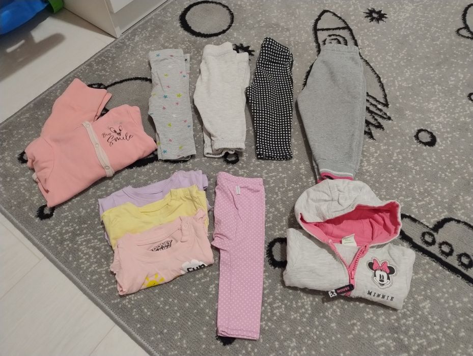 Paka ubrań dla dziewczynki eozmiar 62-68
