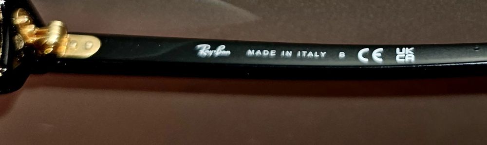 Óculos Ray-Ban Clubmaster + killer loop Riddler + óculos antigos