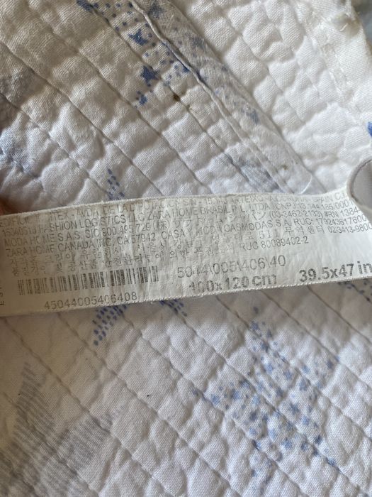 Colcha estrelas para berço da Zara Home