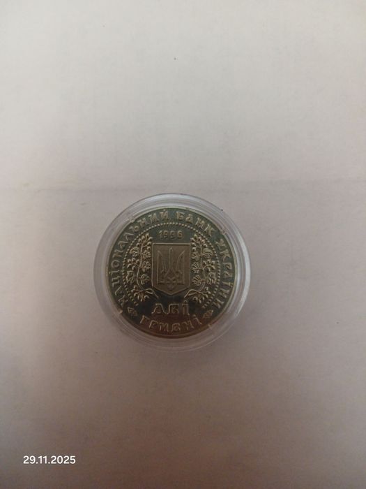 Монета монети України