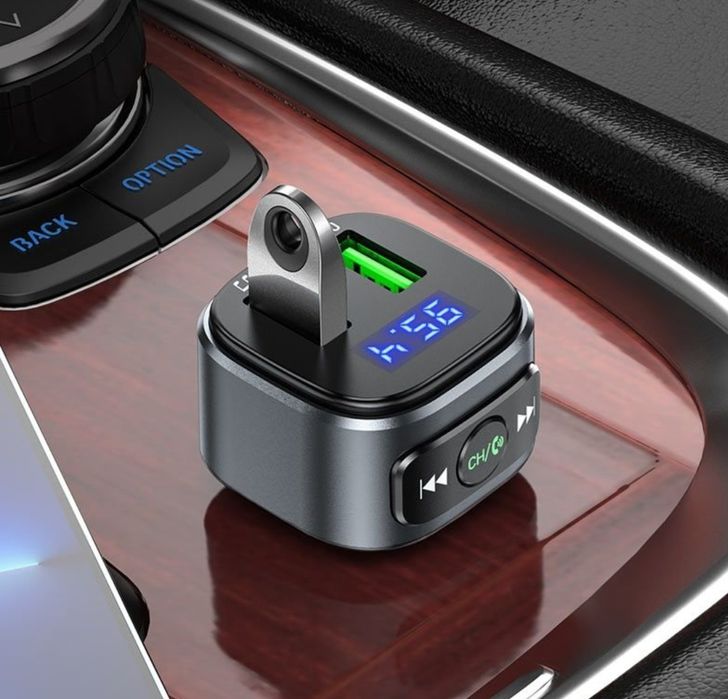 Автомобильное зарядное FM модулятор Hoco E67 Быстрая Зарядка