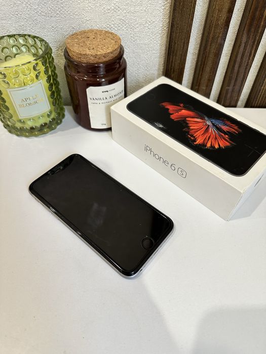 Смартфон Apple iPhone 6s