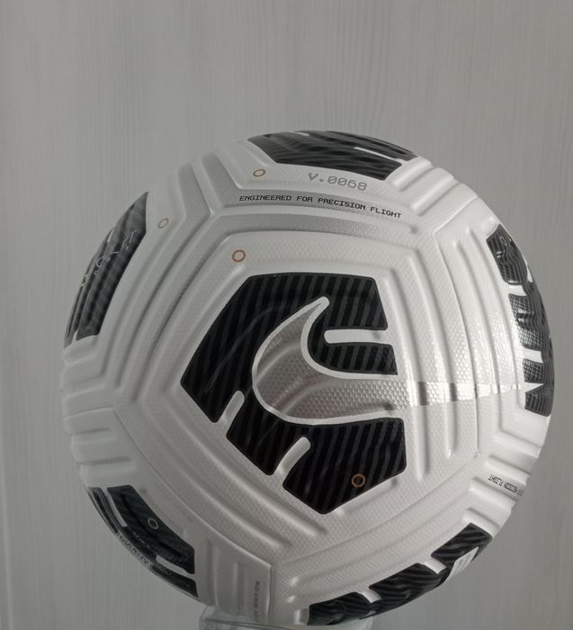 М'яч для футболу Nike Club Elite 1004385