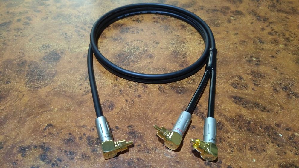 Hi-Fi сабвуферный Y-образный кабель RCA/2RCA Mogami W2534 (Japan)