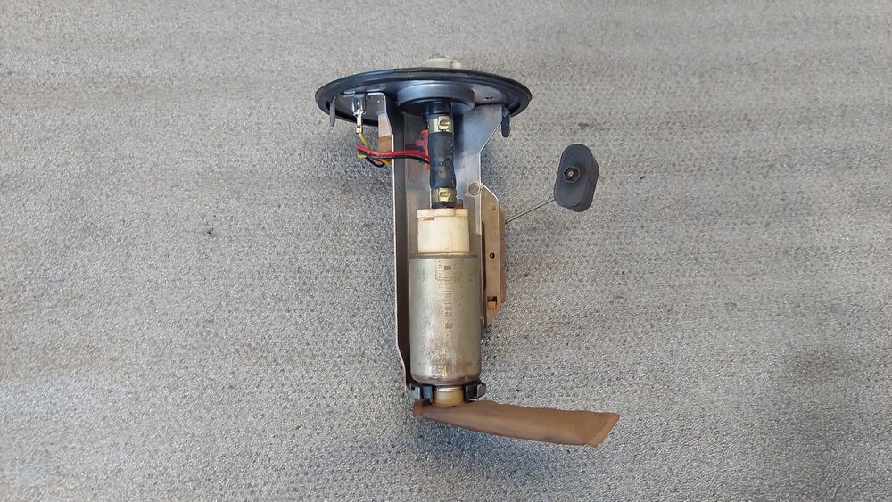 Bomba de combustível FORD Fiesta IV (JA_, JB_)