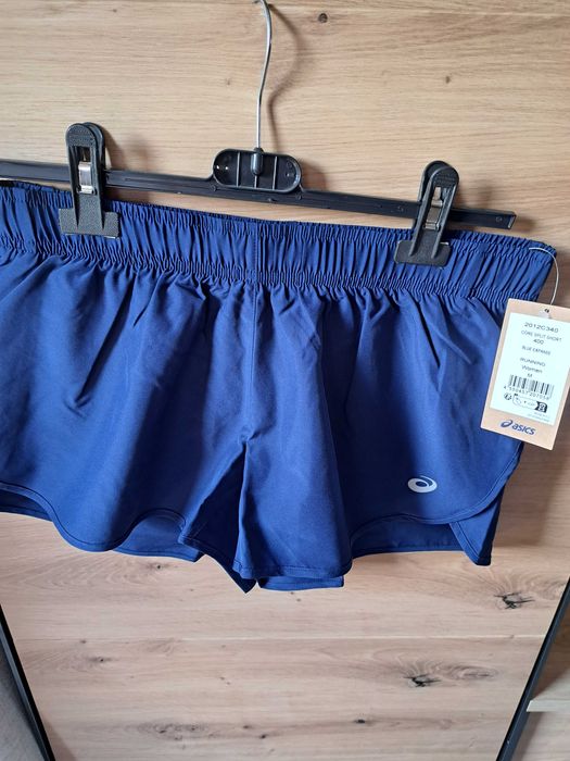 nowe spodenki damskie Asics rozmair M