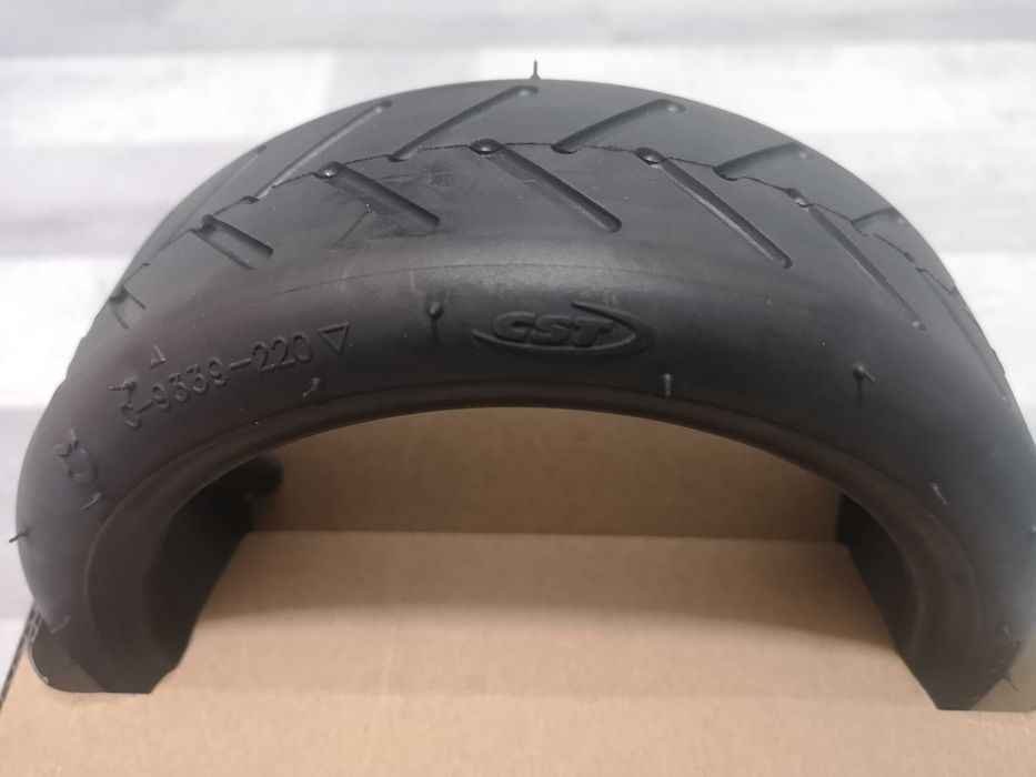 OPONA + dętka CST 8,5x2 8 1/2x2 DO HULAJNOGA XIAOMI 1S,Pro,Pro2,E,3