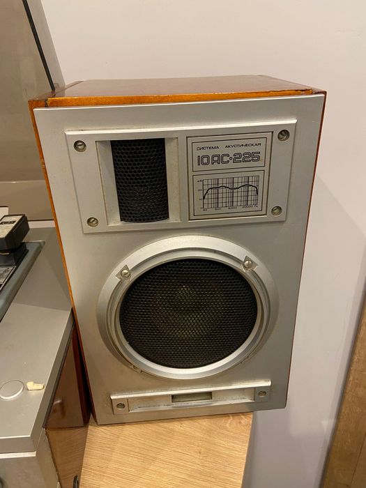 gramofon KAHMAMA 205.CTEPEO + kolumny 10AC.225