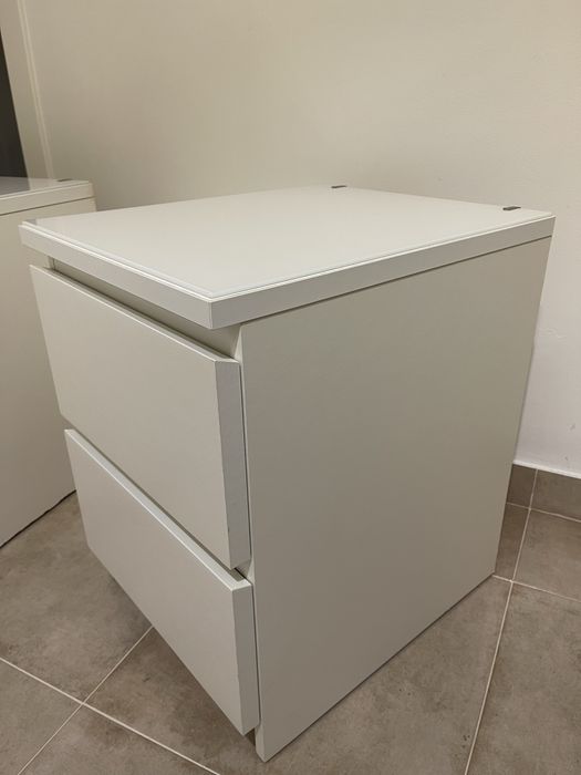 Mesa de cabeceira malm ikea