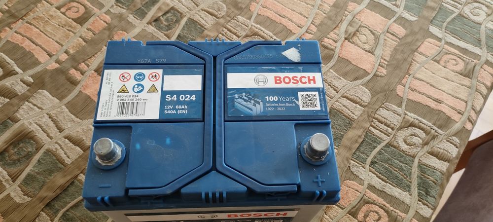 Akumulator Bosch S4 024