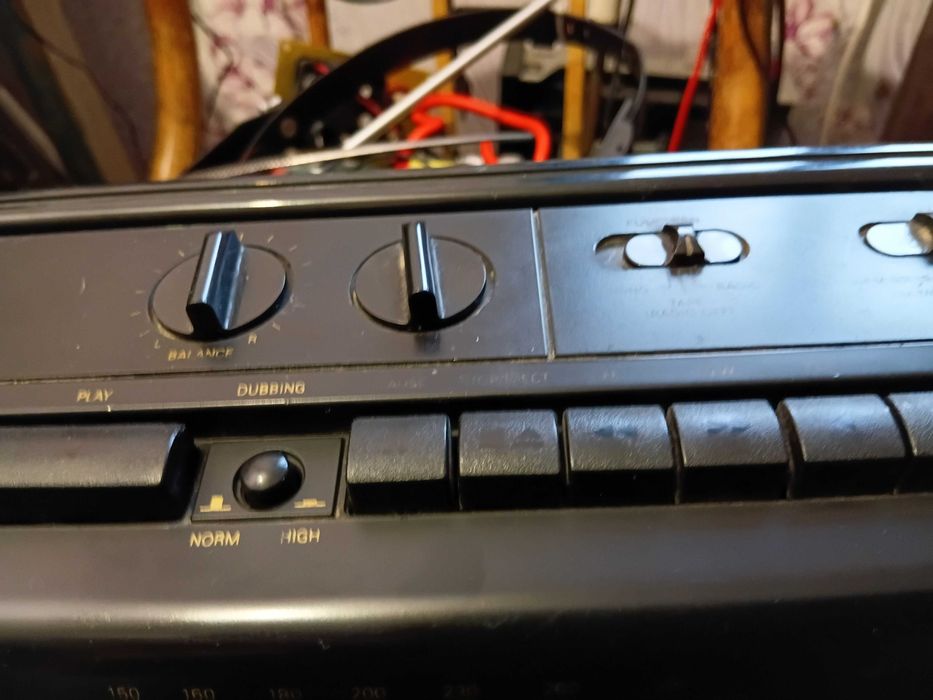 Магнітоли Philihs AZ 1050 з блютуз та Siemens RM 954