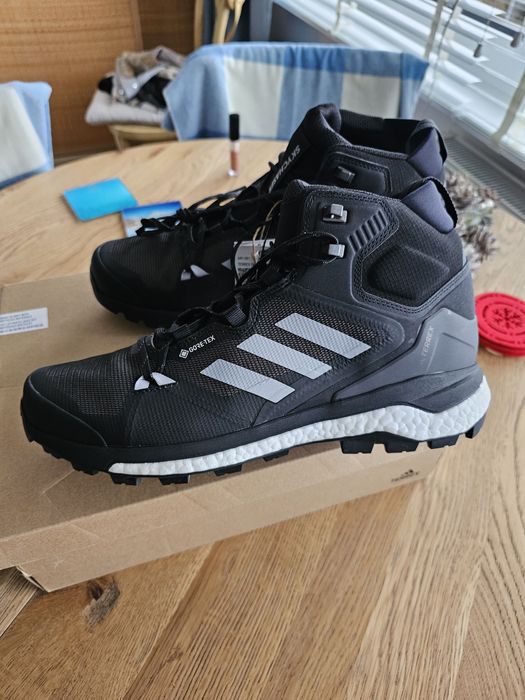Buty hikingowe Adidas Terrex SKYCHASTER 2 MID GTX. Nowe