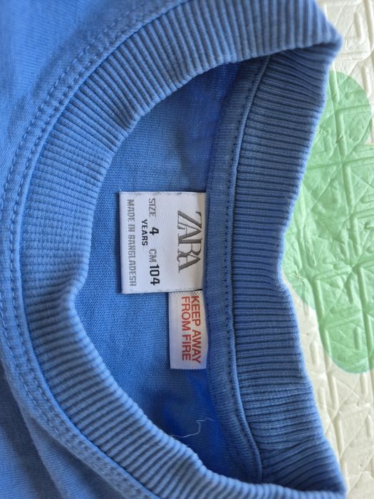 T-shirt Zara tubarão 4A