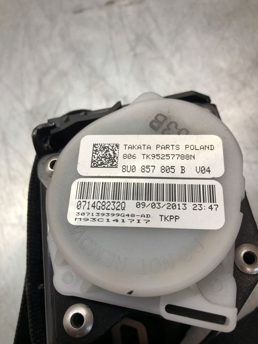 q3 8u pas bezpieczeństwa tył lewy prawy 8u0857805b