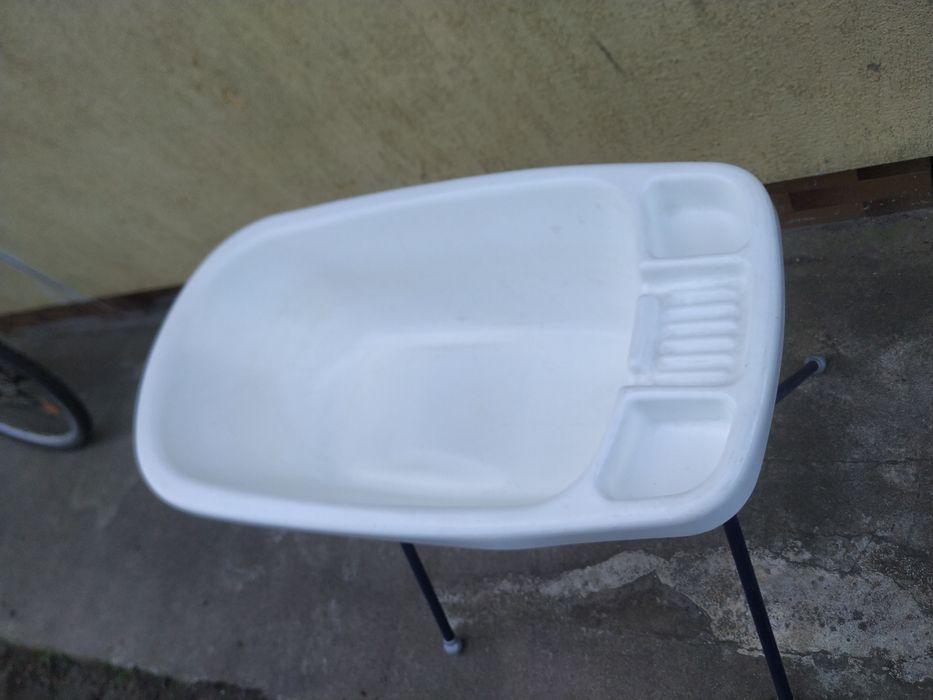 Wanienka dziecięca że stojakiem, Transport