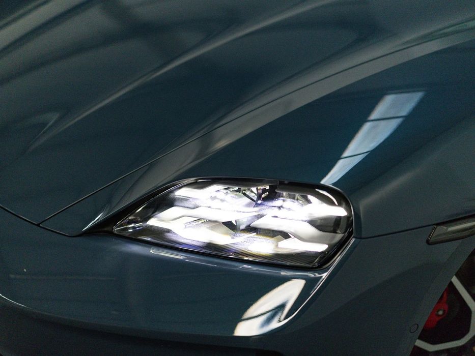 Porsche Taycan Sport Turismo 4S Black Edition