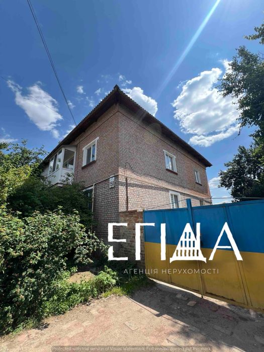 Продаж 2к квартири в центрі міста по вул. Віктора Чміленка