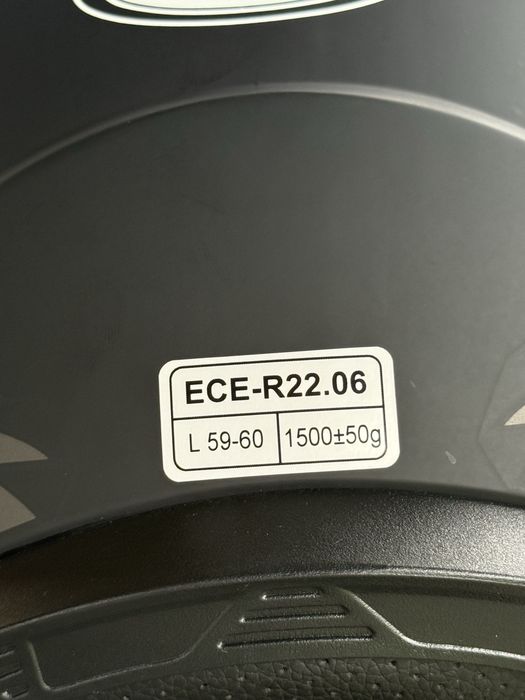 Kask motocyklowy AWINA rozmiar L