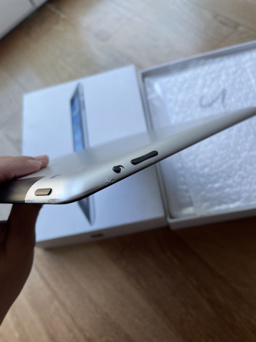 Ipad 2 64GB c/ Carregador - LER DESCRIÇÃO