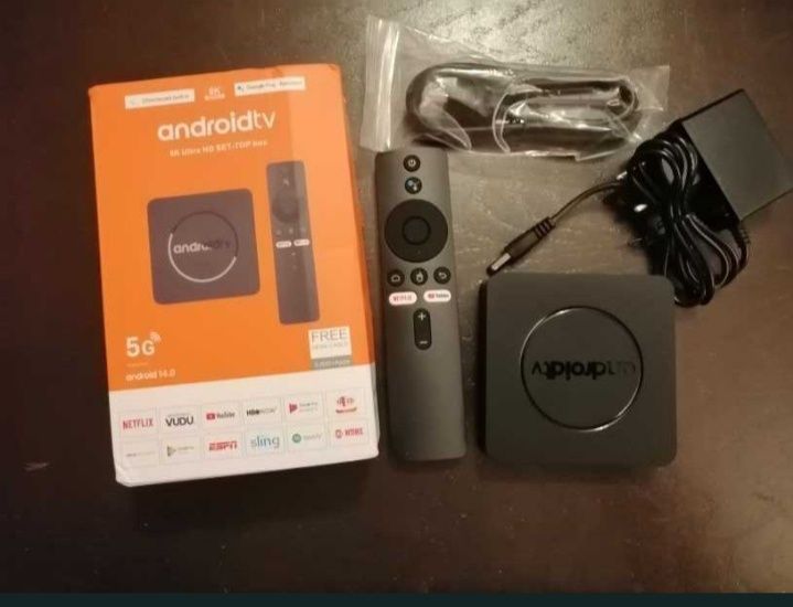 Приставка Смарт Smart Tv Box