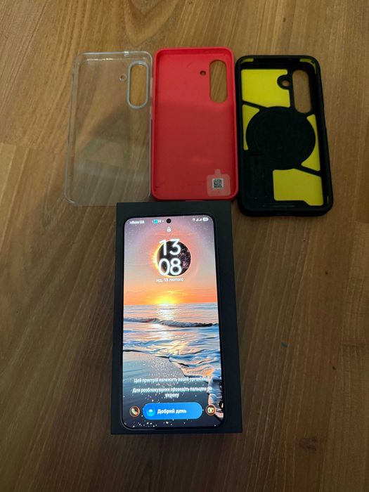 Samsung S25 12/256, стан 10/10. Не скидати до заводських налаштувань.