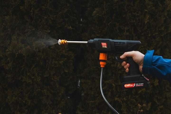 Myjka ciśnieniowa akumulatorowa 21V do domu ogrodu kostki okien M90139