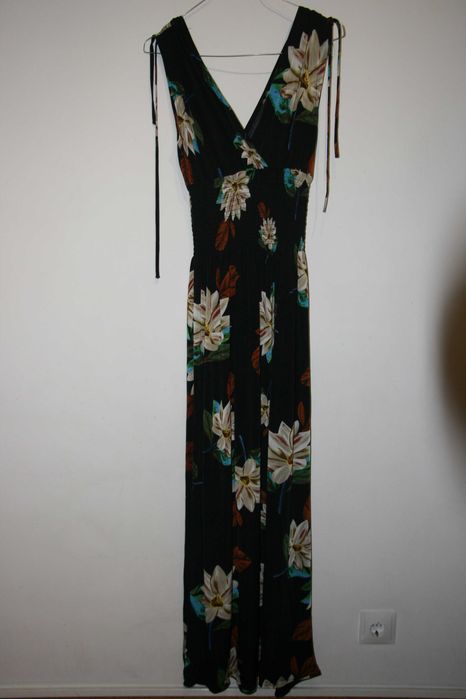 Vestido Comprido às Flores