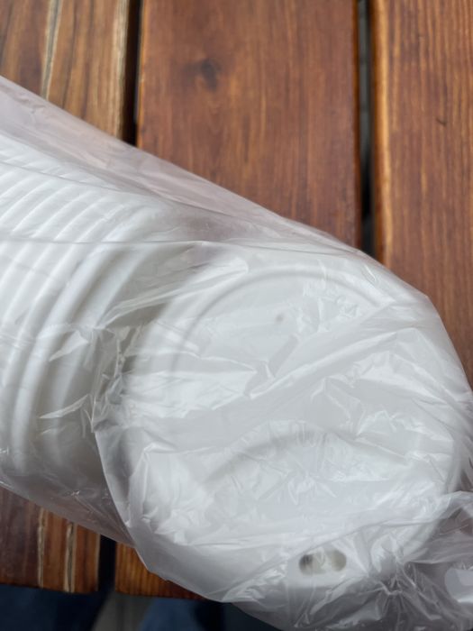 Білі кришки на паперові стакани