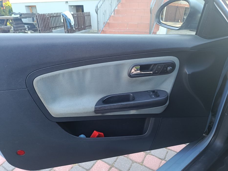 Seat Ibiza III 6L 1.4 16V 75KM 55kW 2003r.