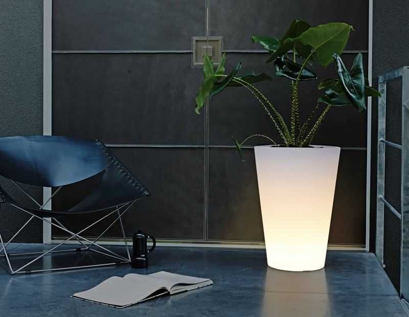 Mobiliario led vasos