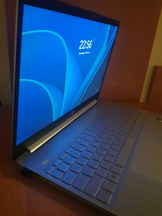 HP laptop 15s-eq1xxx