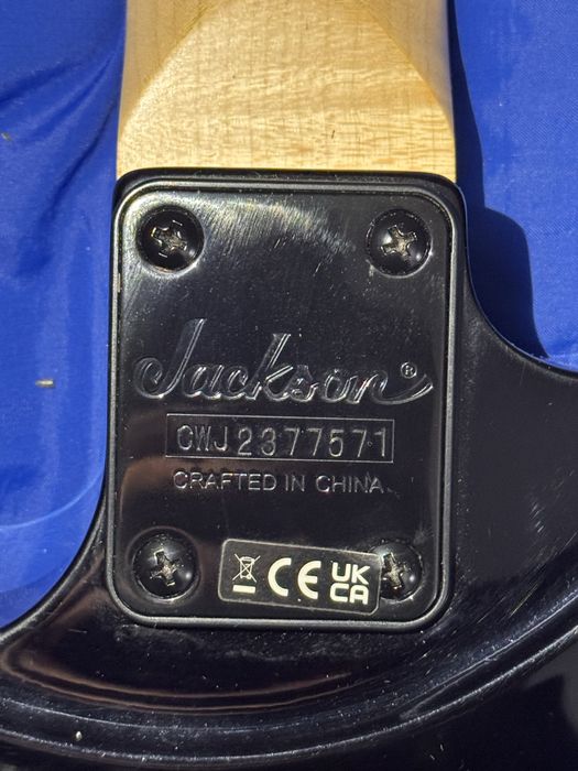 Jackson js12 dinky black +extra