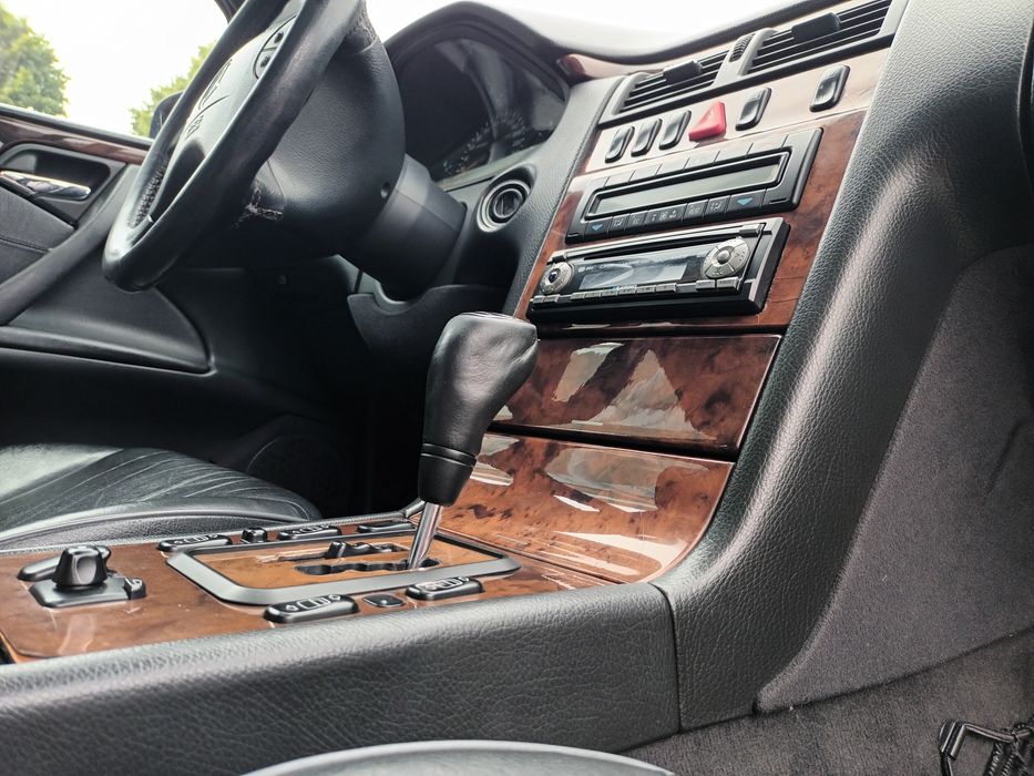 Mercedes E-270 - 5 Cilindros - 170 CV