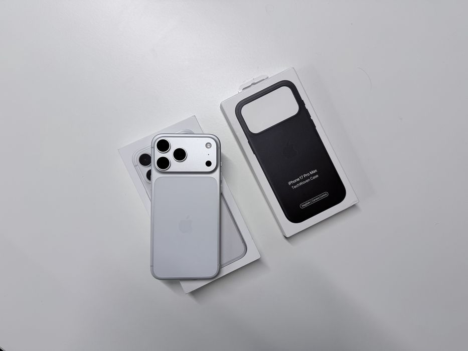 Iphone 17 pro max 256gb silver