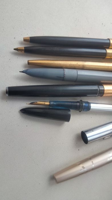 Продам ручки одним лотом