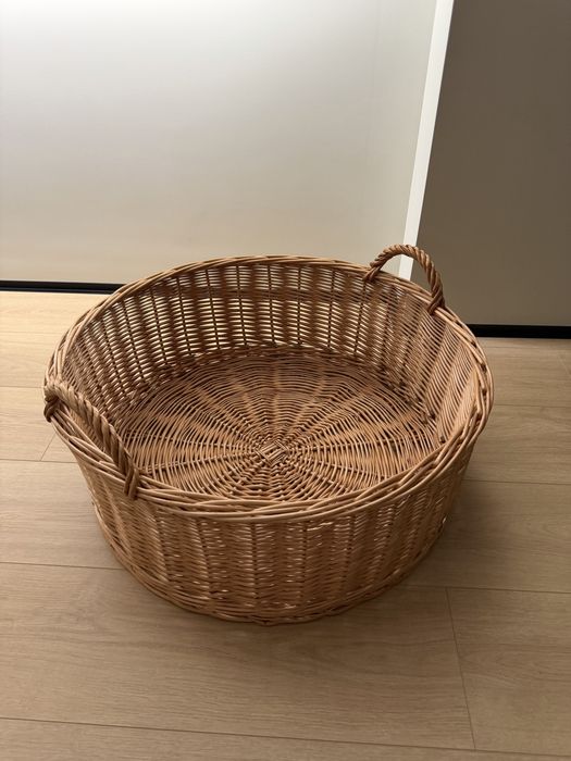Великий круглий плетений кошик з лози з бічними ручками (56 см)